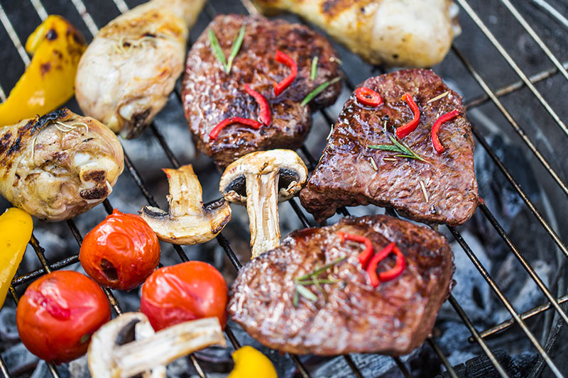 How to Grill Meat: 7 Steps